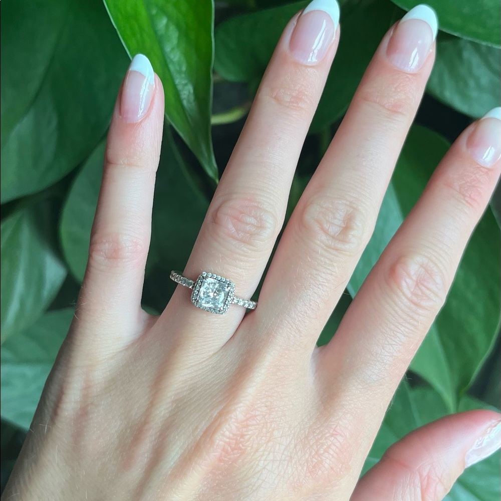 Great gift! Pandora Square halo size 4.5